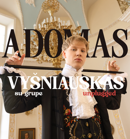 Adam Vyšniauskas with the group